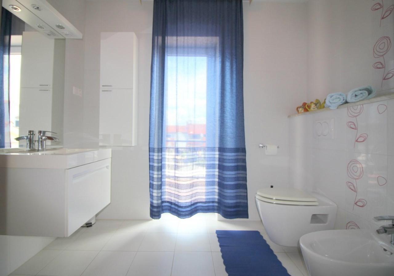 Apartment In Porec/Istrien 10214 Esterno foto